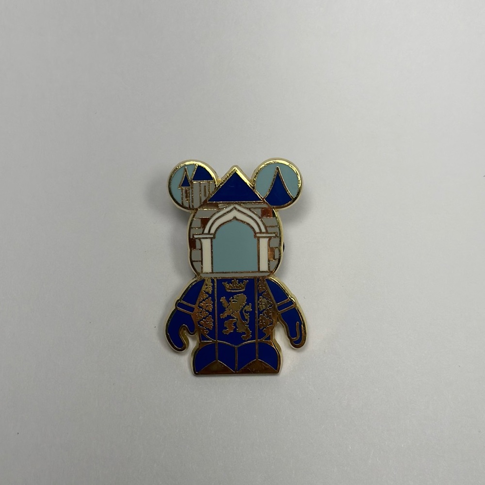 🪼2 for $20🪼 Disney pin